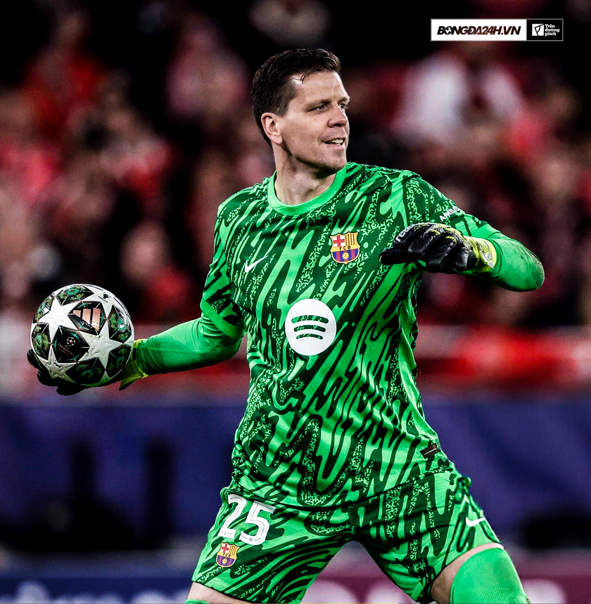 Wojciech Szczęsny Cụ Tek, mình thôi giải nghệ được không 2