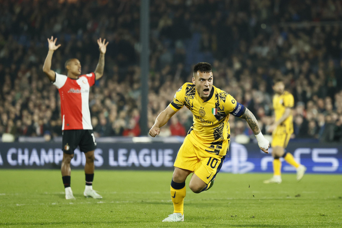 Lautaro-Martinez-Feyenoord-celebrate-Inter