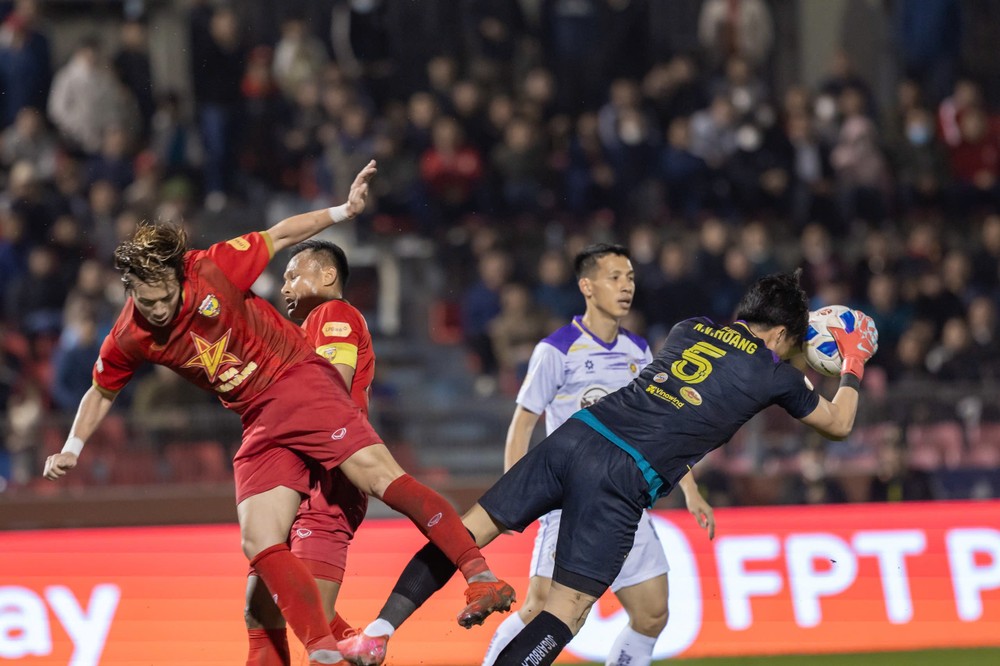 Tạm dừng giải VLeague để tuyển Việt Nam tập trung đá vòng loại Asian Cup 1