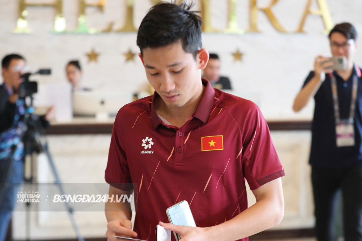 Thời trang lên tuyển của dàn sao Việt Nam 9 Thời trang lên tuyển của dàn sao Việt Nam 9