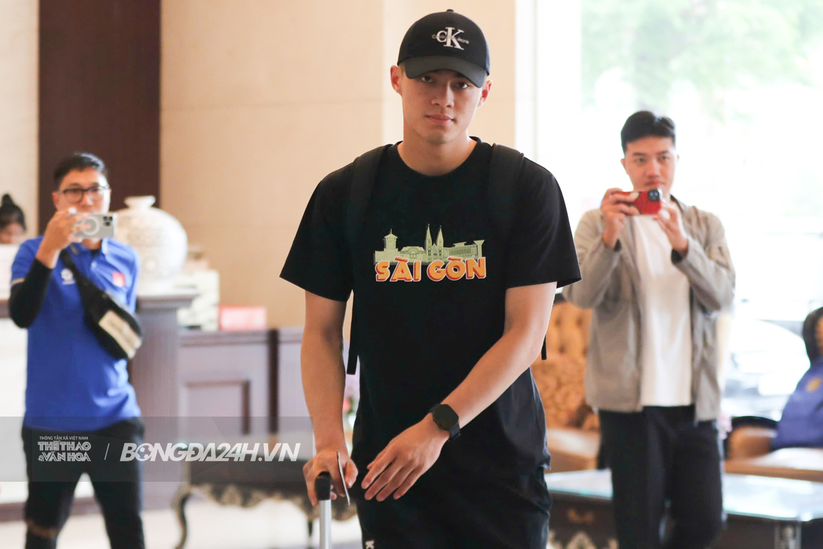 Thời trang lên tuyển của dàn sao Việt Nam 4 Thời trang lên tuyển của dàn sao Việt Nam 4