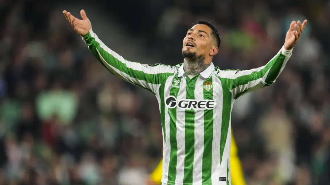 Tiểu sử cầu thủ Chimy Avila Tiểu sử cầu thủ Chimy Avila