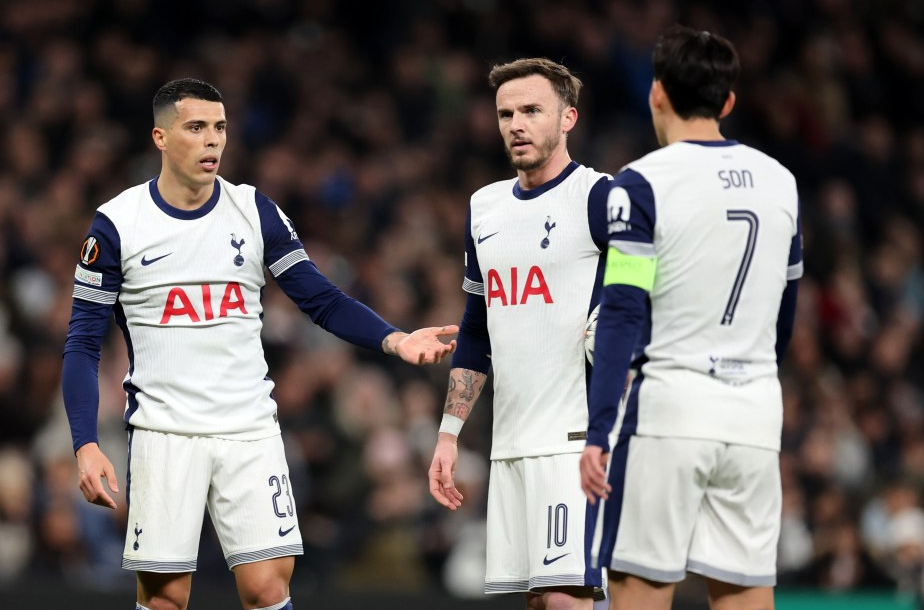 James Maddison và Pedro Porro cãi nhau, Son phải can thiệp 1