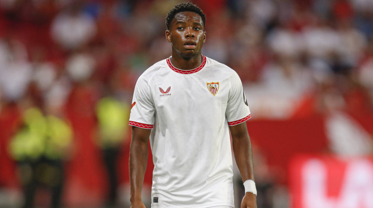 Tiểu sử cầu thủ Stanis Idumbo Tiểu sử cầu thủ Stanis Idumbo