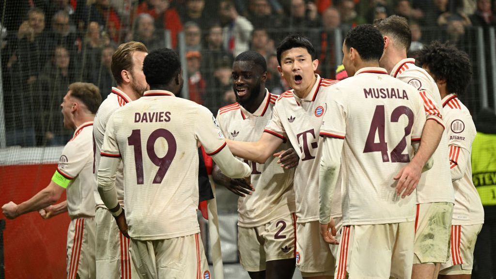 Bayern Munich Từ chao đảo đến đỉnh cao 1