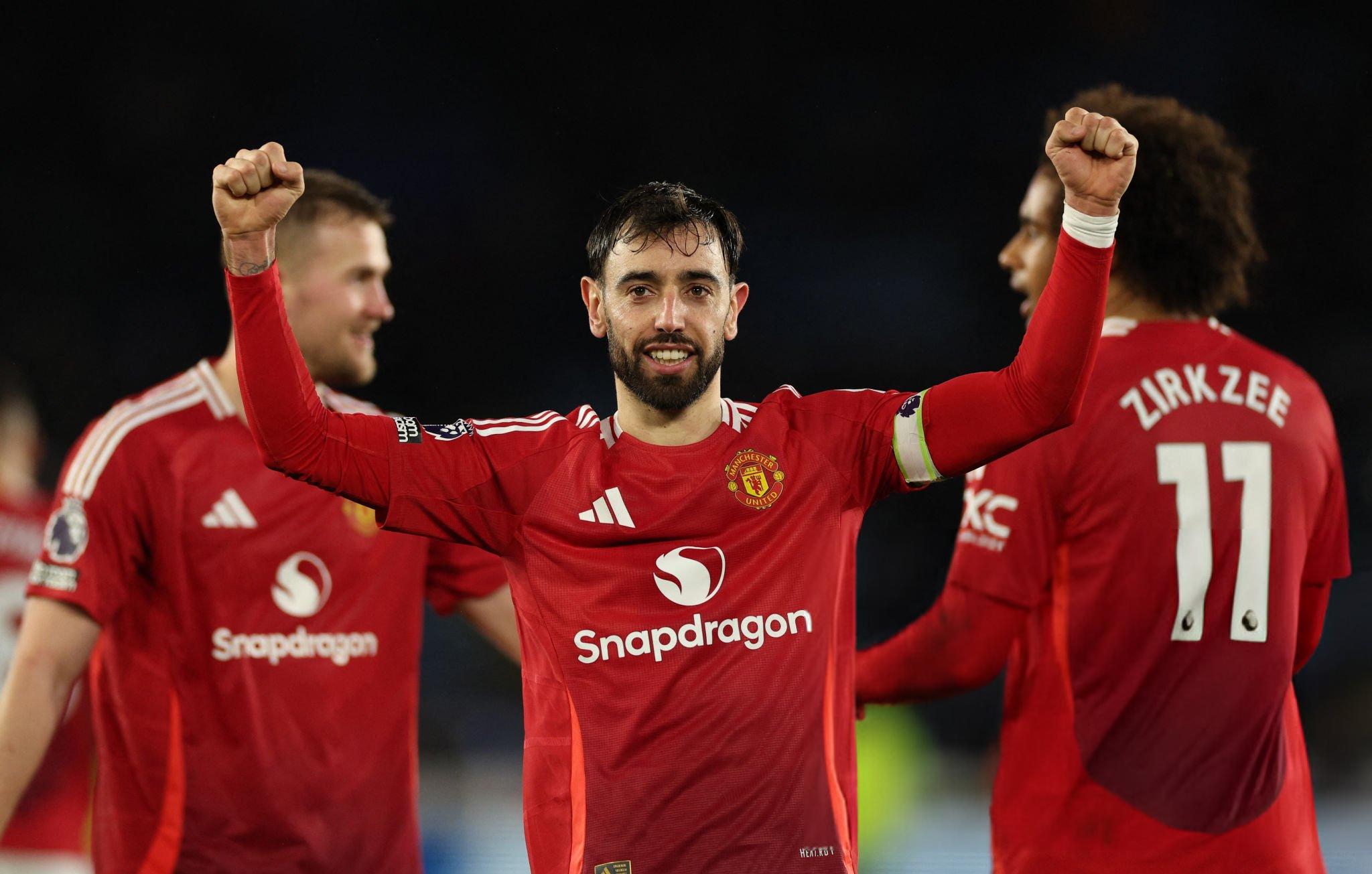 Hojlund hết tịt ngòi, MU thắng dễ Leicester 3