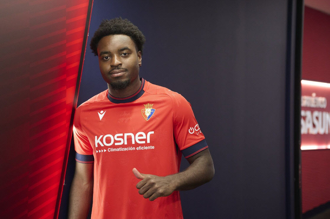 Tiểu sử cầu thủ Enzo Boyomo