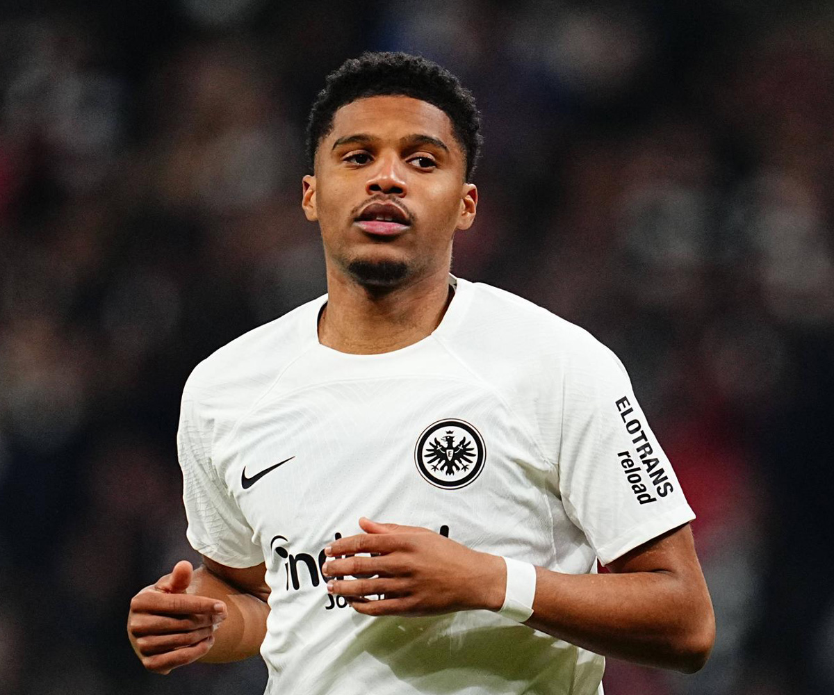 tieu-su-trung-ve-aurele-amenda