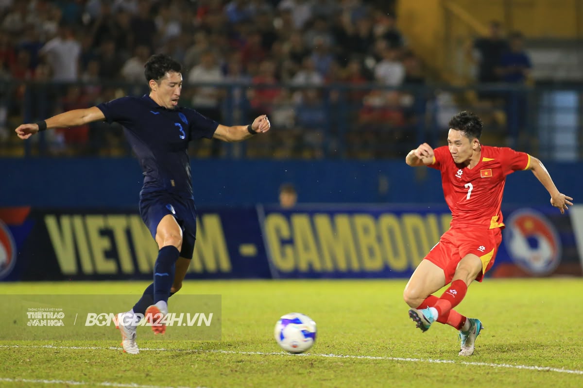 Dàn tuyển thủ Campuchia đá ngang ngửa Việt Nam 4