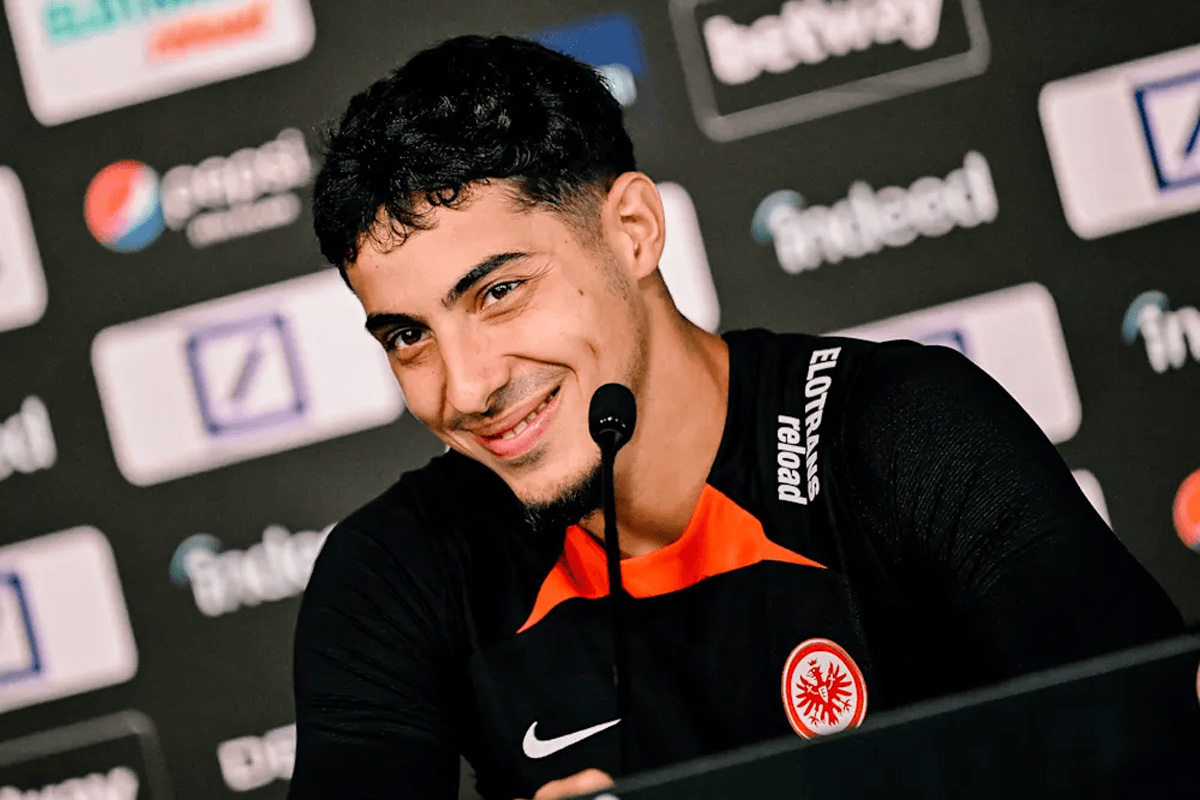 tieu-su-tien-ve-fares-chaibi