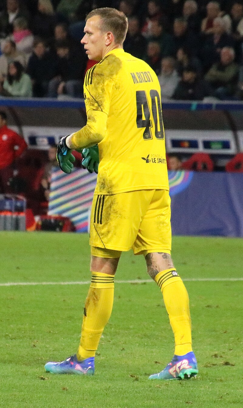 Bizot thi dau cho Brest vao nam 2024