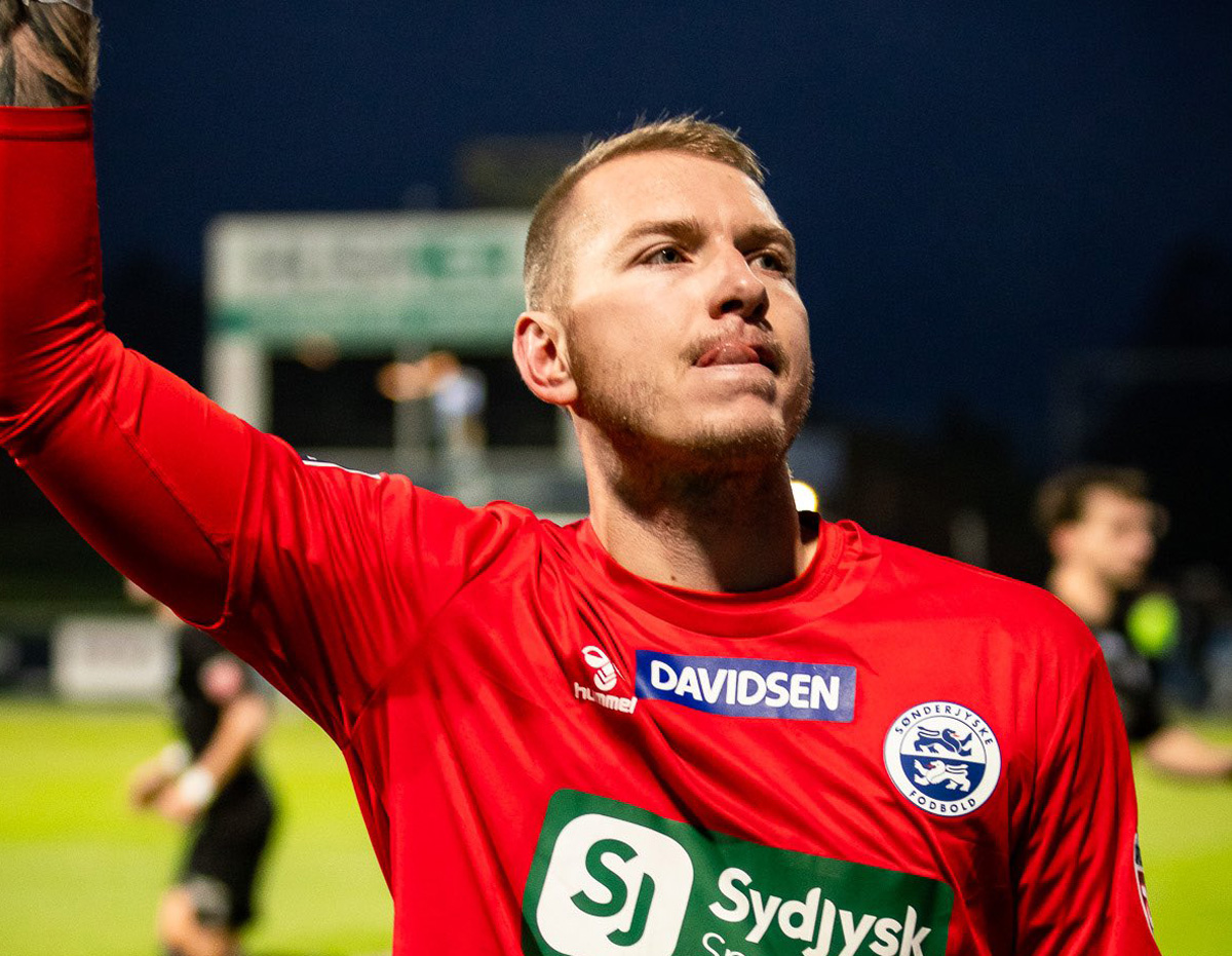 tieu-su-cau-thu-jakob-busk