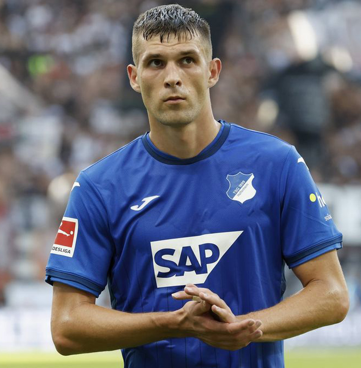 tieu-su-cau-thu-robin-hranac