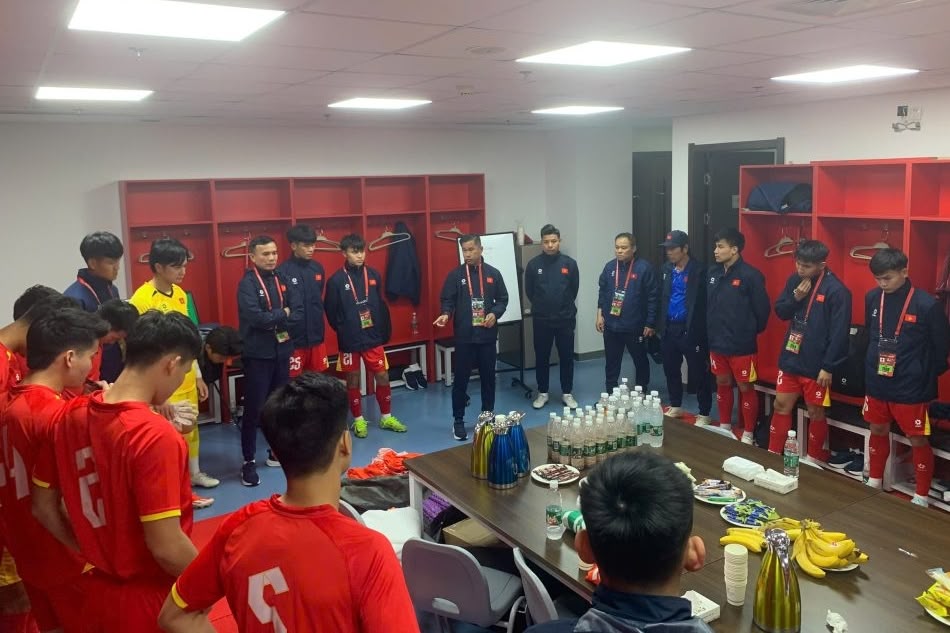 U22 Viet Nam do HLV dinh Hong Vinh dan dat da gianh duoc 2 ket qua hoa