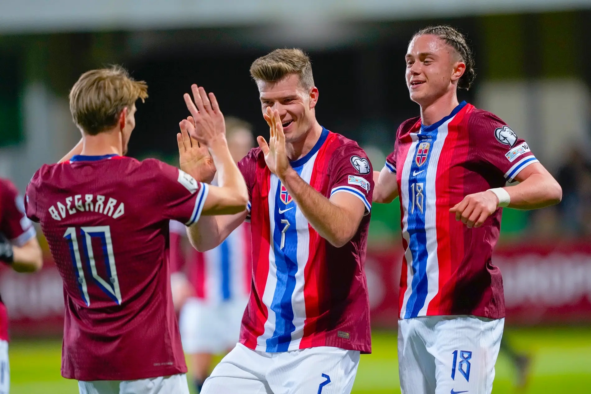 Martin Odegaard vun đắp giấc mơ trở lại World Cup của Na Uy 1