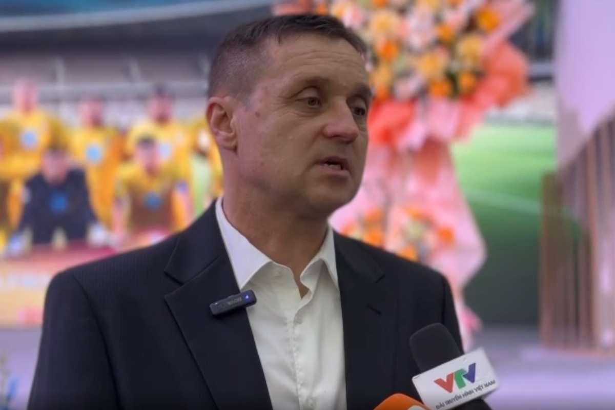 HLV Tomislav Steinbruckner va Velizar Popov