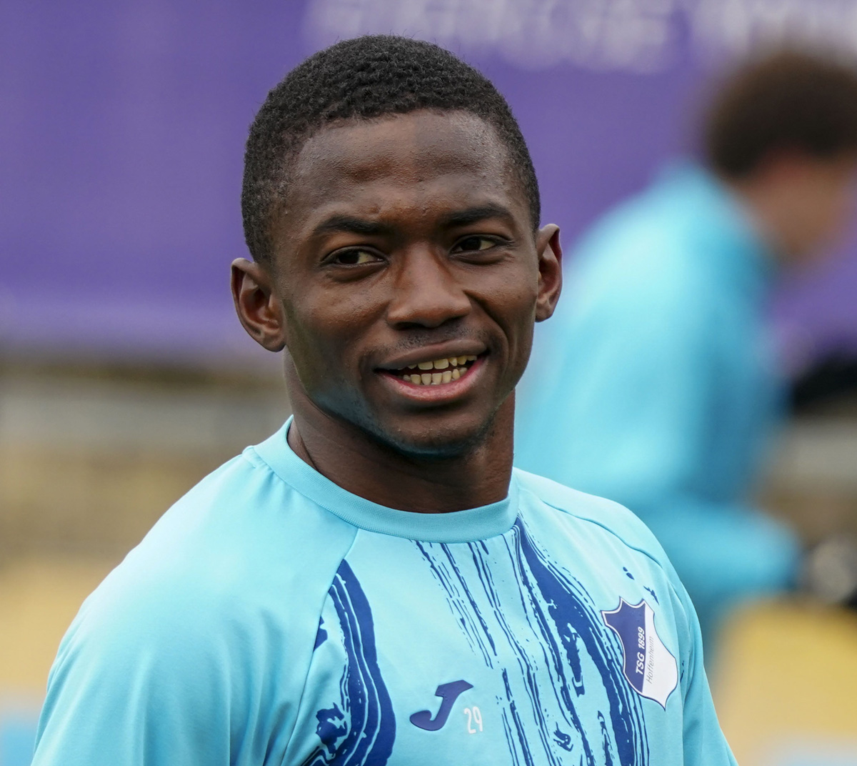 tieu-su-bazoumana-toure