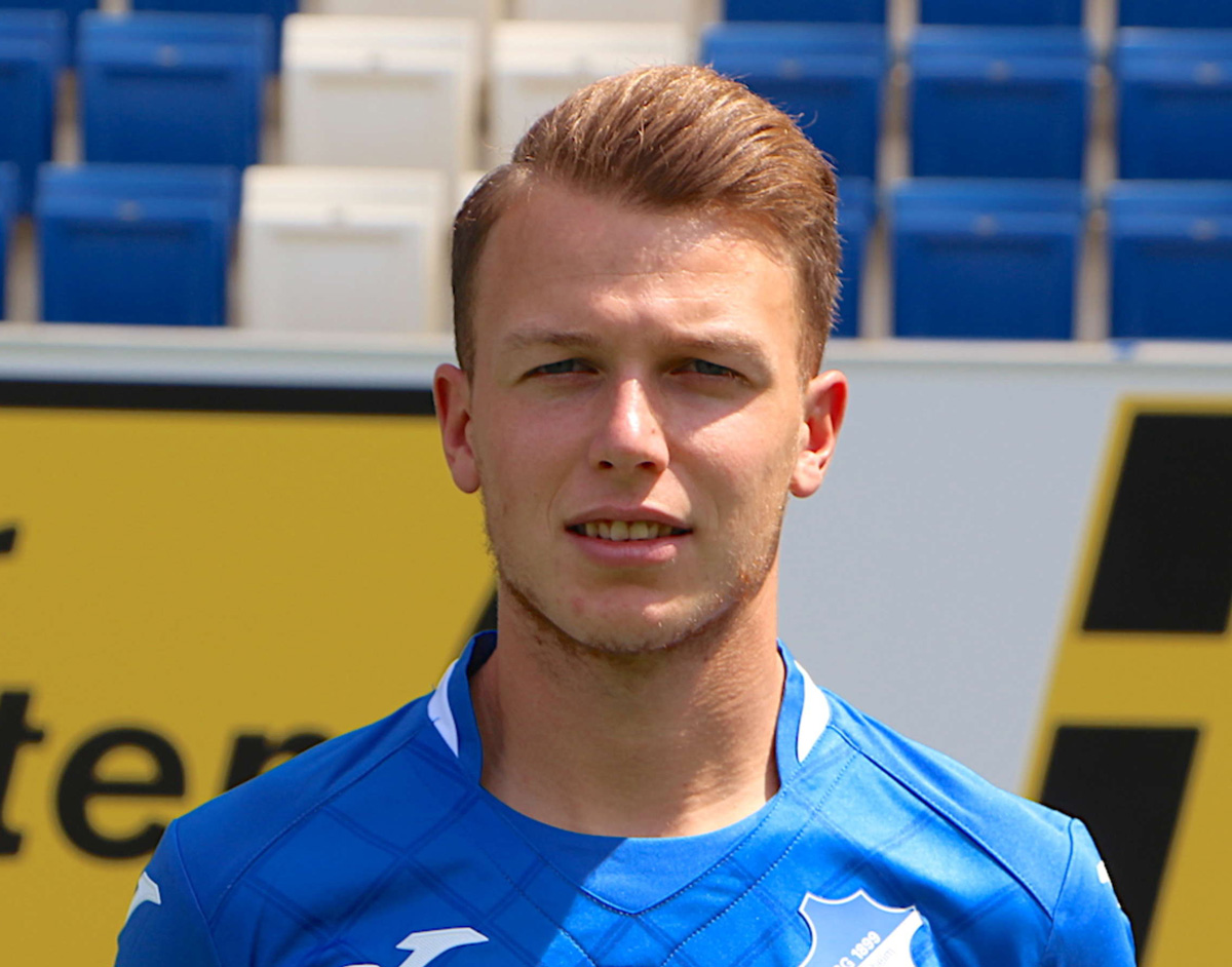 tieu-su-cau-thu-dennis-geiger