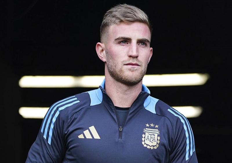 tieu-su-Nicolas-Valentini