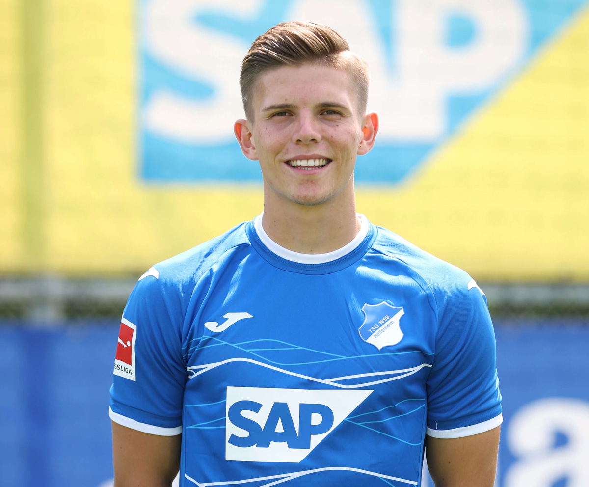 tieu-su-tien-ve-finn-ole-becker