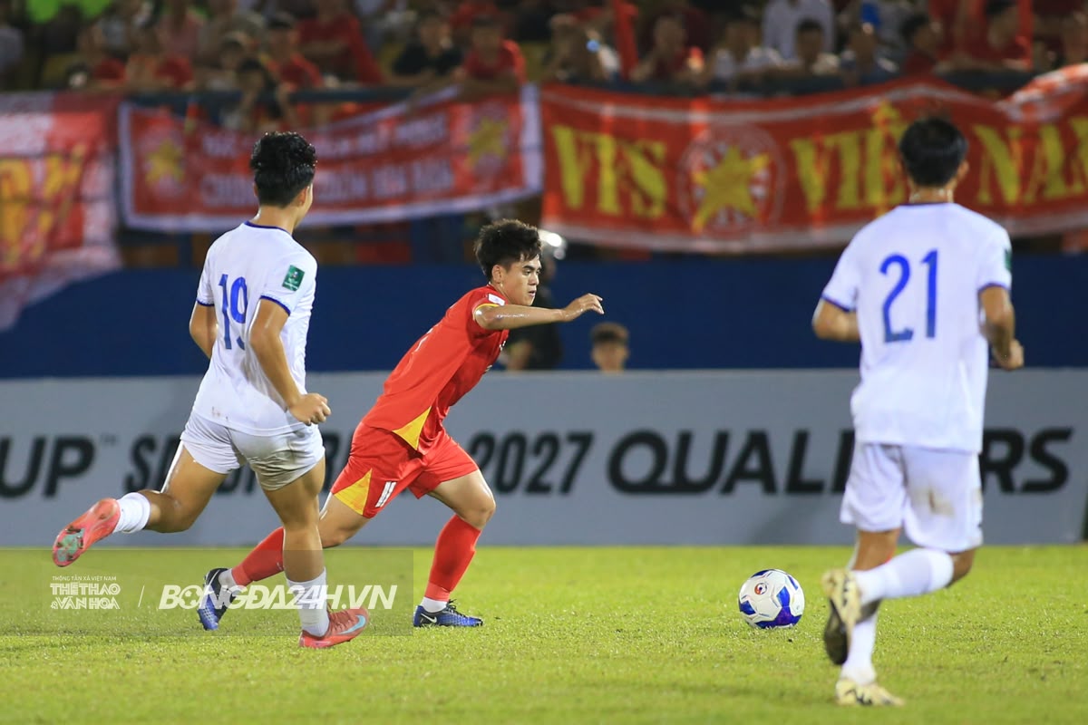 Nỗi lo hàng công của HLV Kim Sang Sik 6