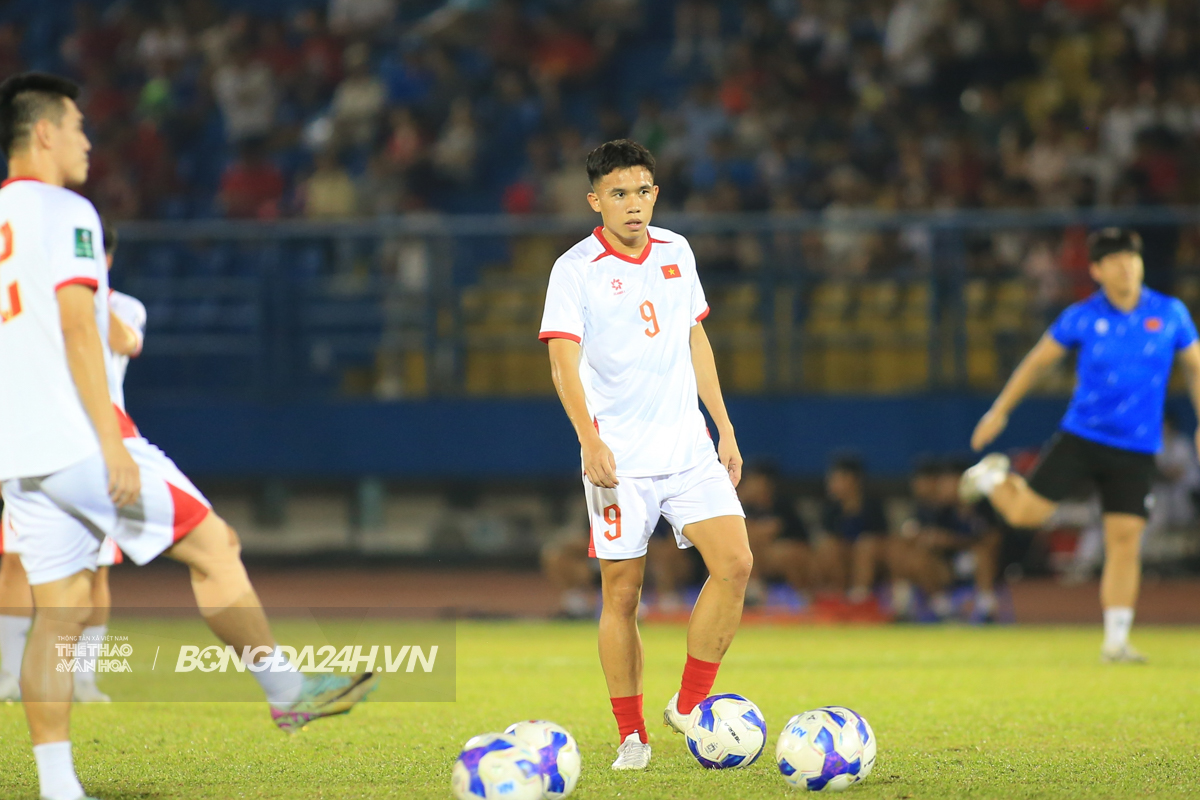 Màn ra mắt đáng trông đợi của Võ Hoàng Minh Khoa 1 Màn ra mắt đáng trông đợi của Võ Hoàng Minh Khoa 1