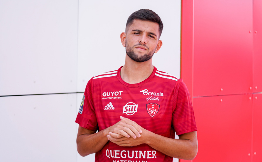 Cầu thủ Julien Le Cardinal Cau thu Julien Le Cardinal