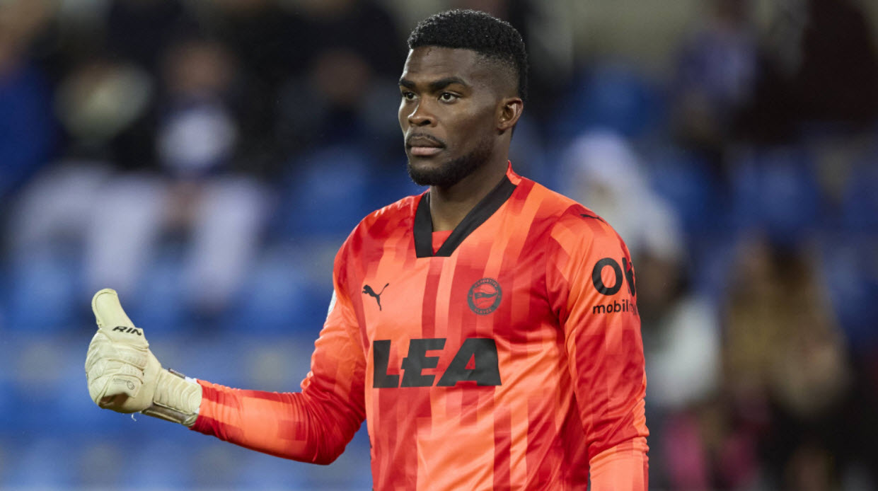 Tiểu sử cầu thủ Jesus Owono