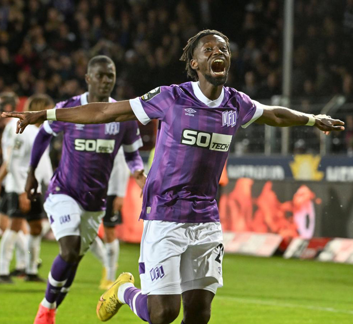 Tiểu sử hậu vệ Omar Traore 1