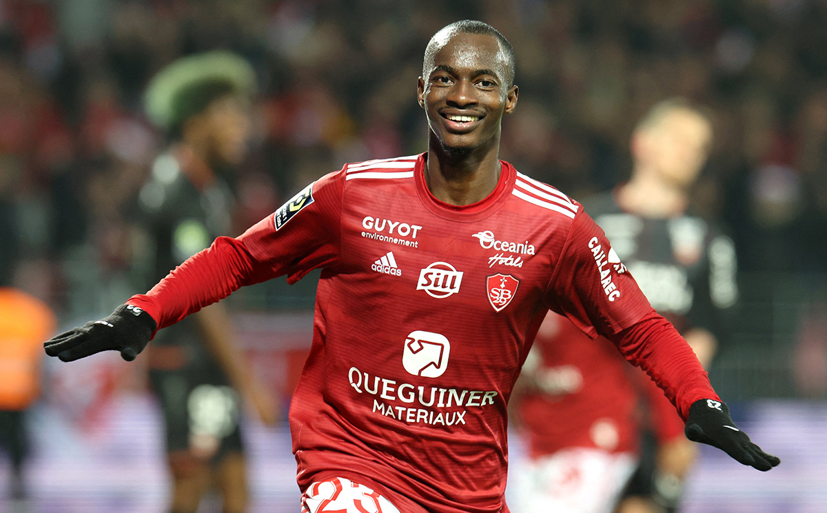 Cau thu Kamory Doumbia