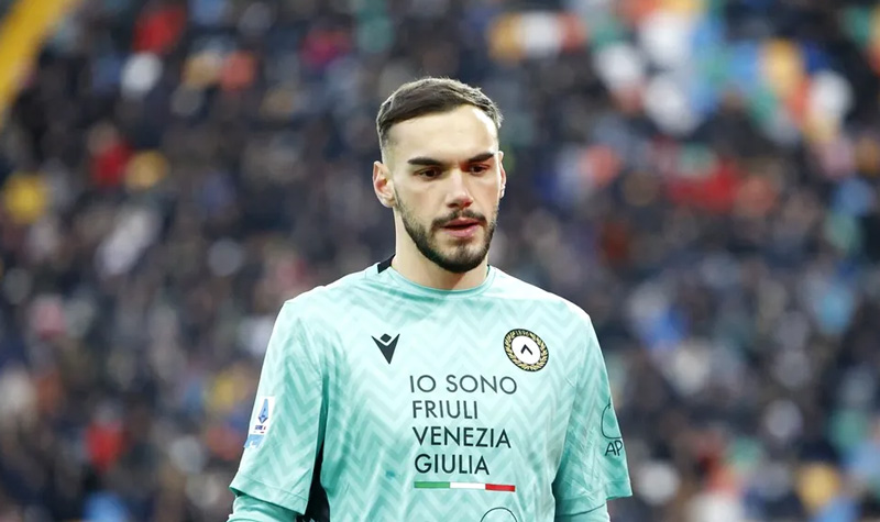 tieu-su-Razvan-Sava tieu-su-Razvan-Sava