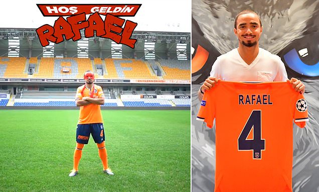 32925572-0-image-a-8_1599581692768