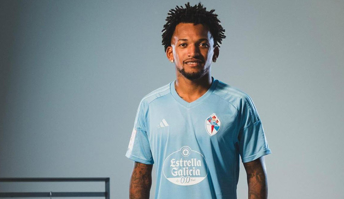 Tiểu sử cầu thủ Jailson