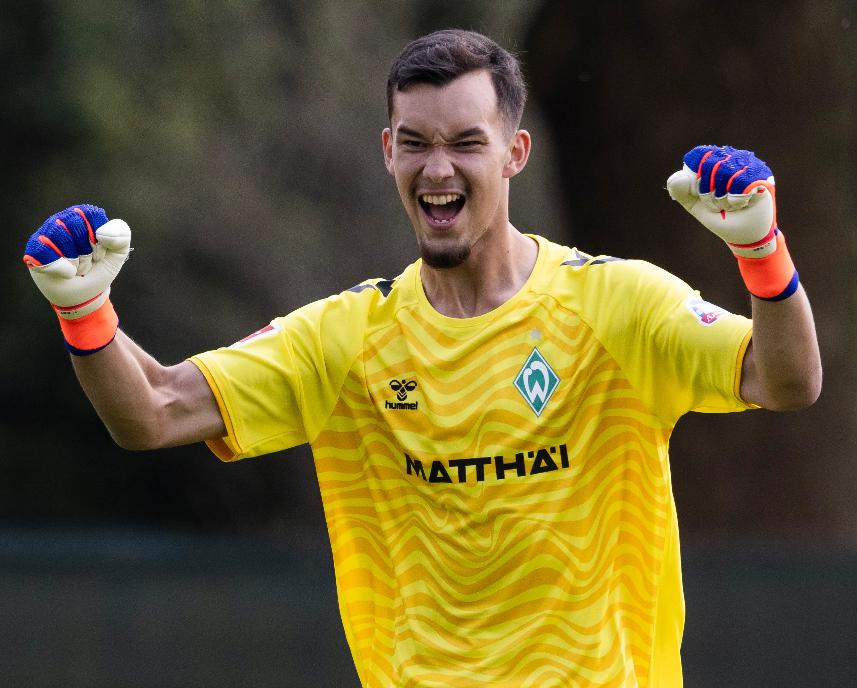 tieu-su-thu-mon-mio-backhaus tieu-su-thu-mon-mio-backhaus