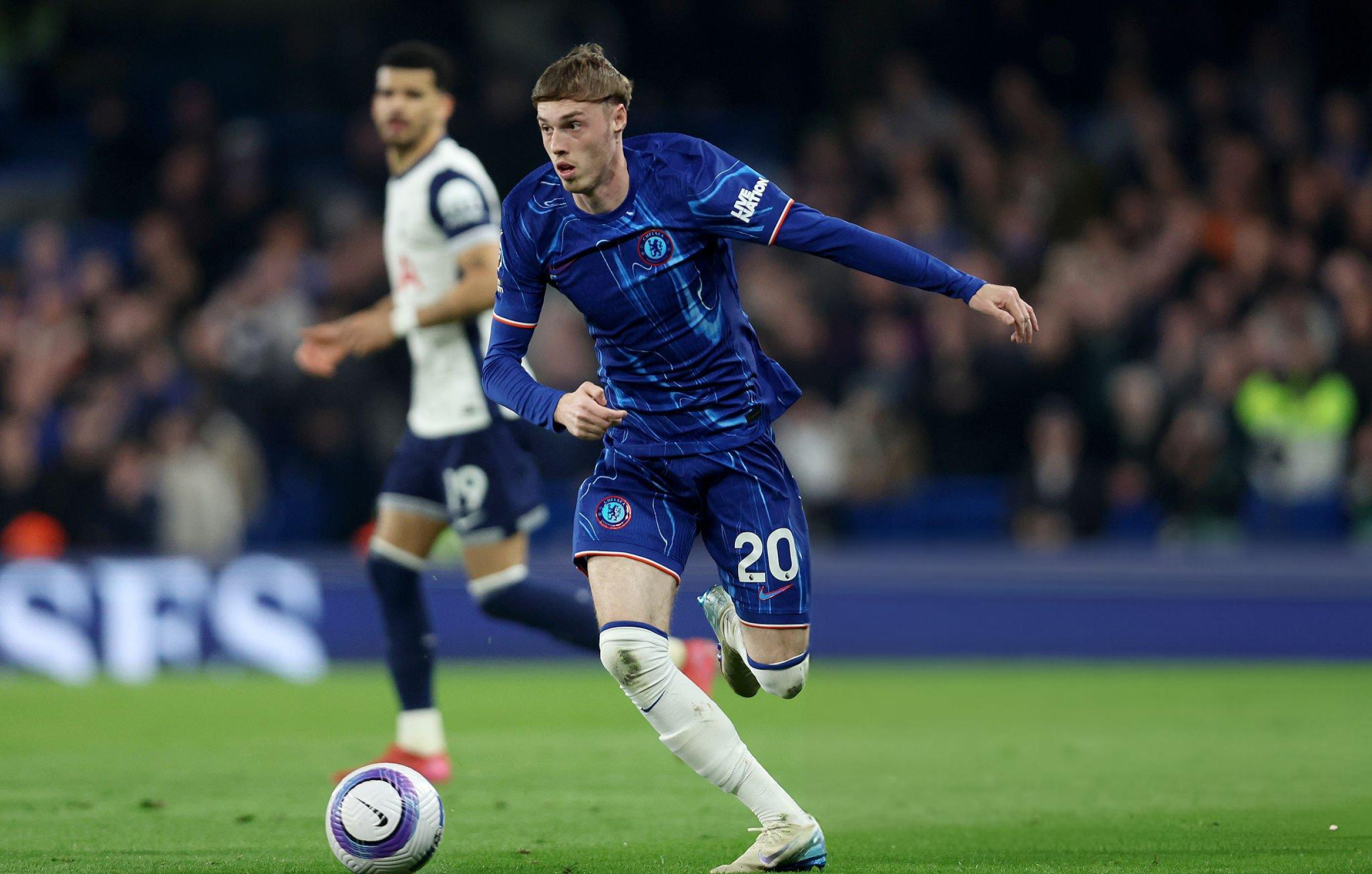 Cole Palmer Mở cửa đón bình minh 1