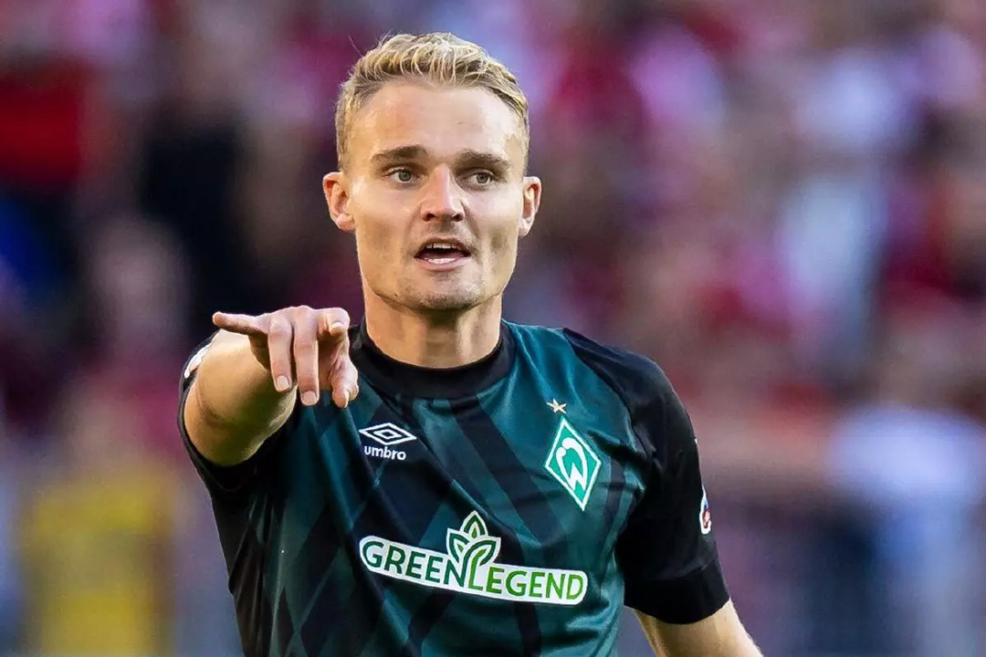 tieu-su-trung-ve-amos-pieper