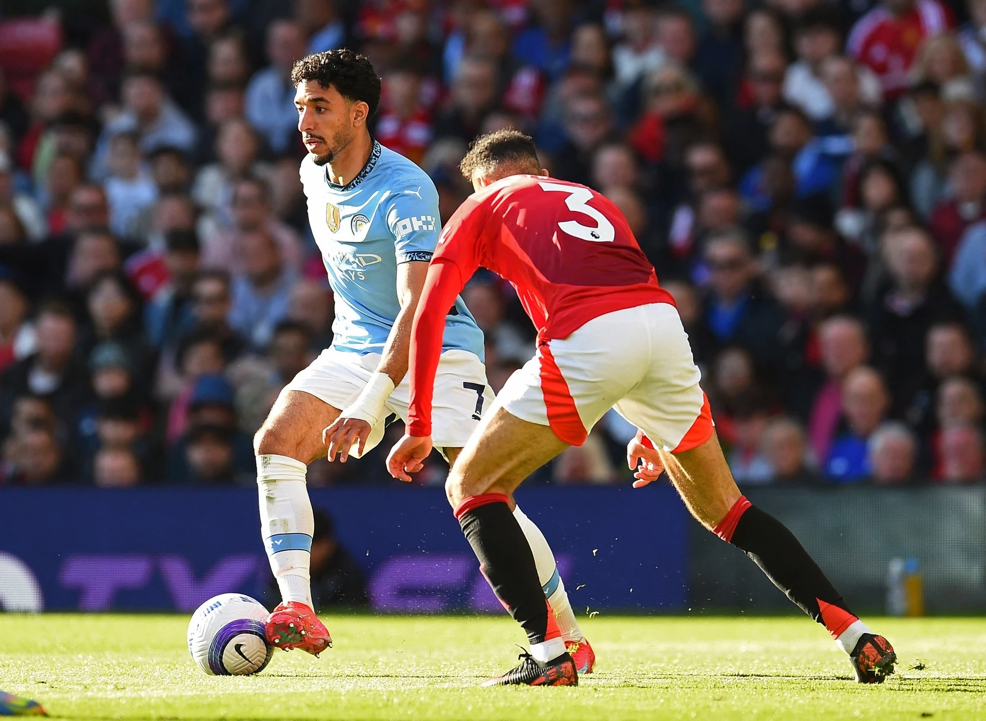 2025_04_06T165134Z_1298958482_UP