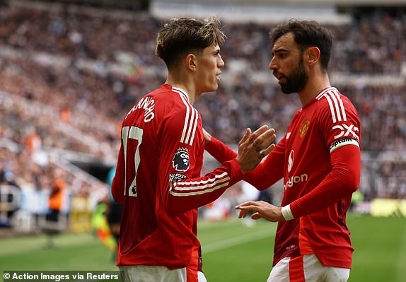 1744560763423_lc_galleryImage_Soccer_Football_Premier_L