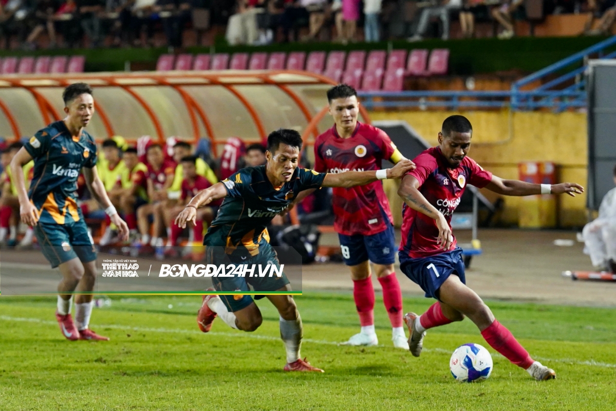 Niềm vui trở lại với Phan Văn Đức 4