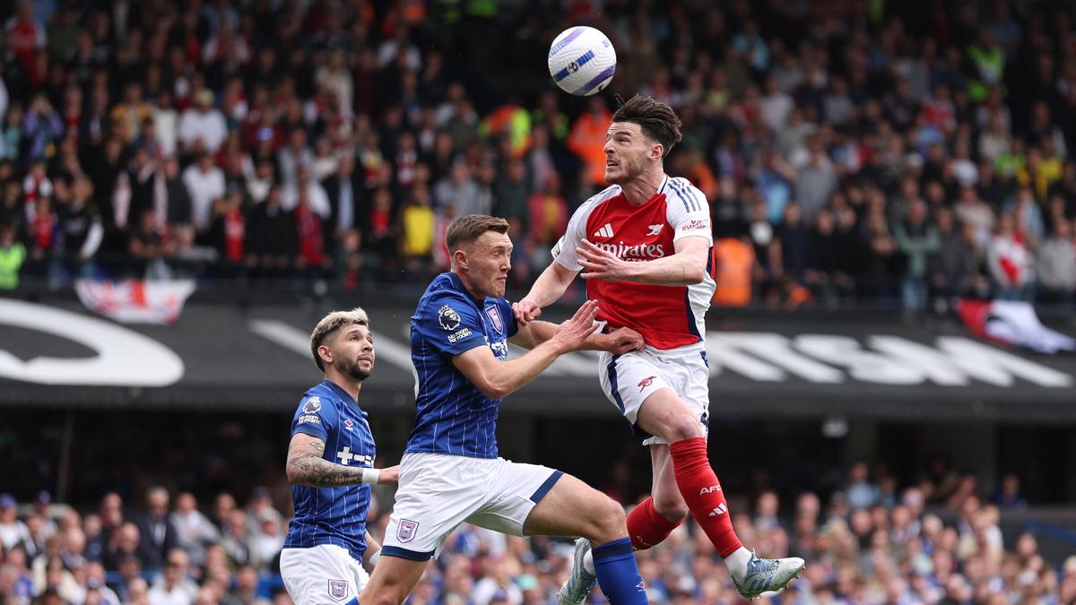 Declan Rice Hình mẫu của sự toàn năng 2 Declan Rice Hình mẫu của sự toàn năng 2