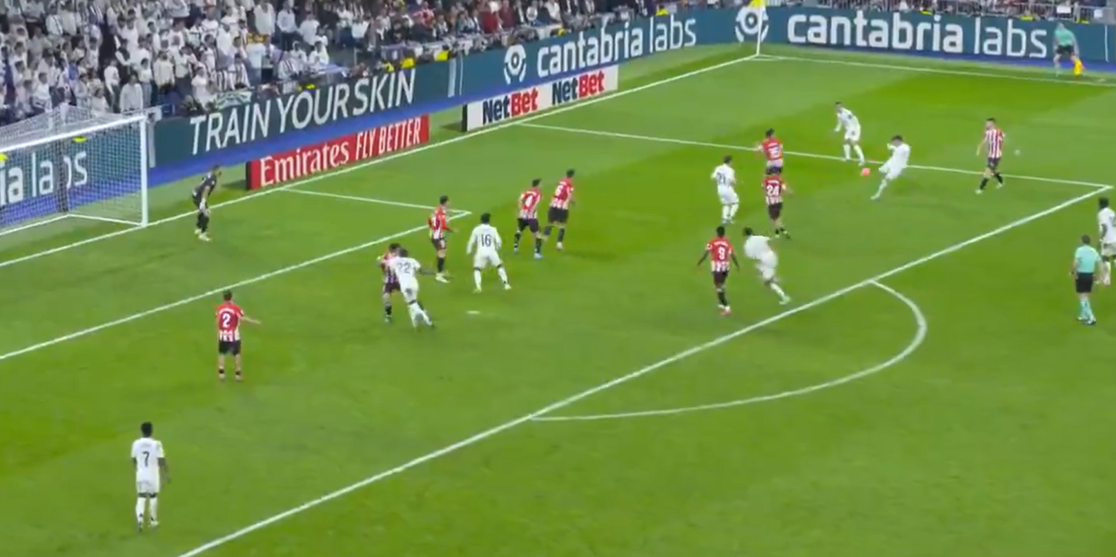 Cận cảnh siêu phẩm của Federico Valverde giúp Real đánh bại Bilbao 3