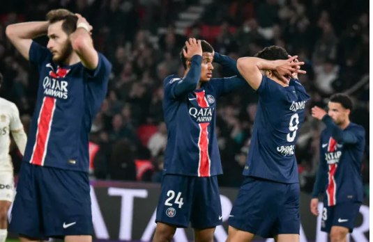 Luis Enrique gui thong diep toi Arsenal sau that bai truoc Nice.