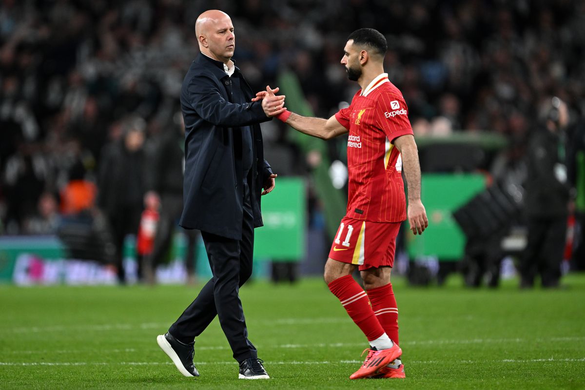 Vô địch Premier league nhưng Liverpool vẫn cần thay máu hàng công 3