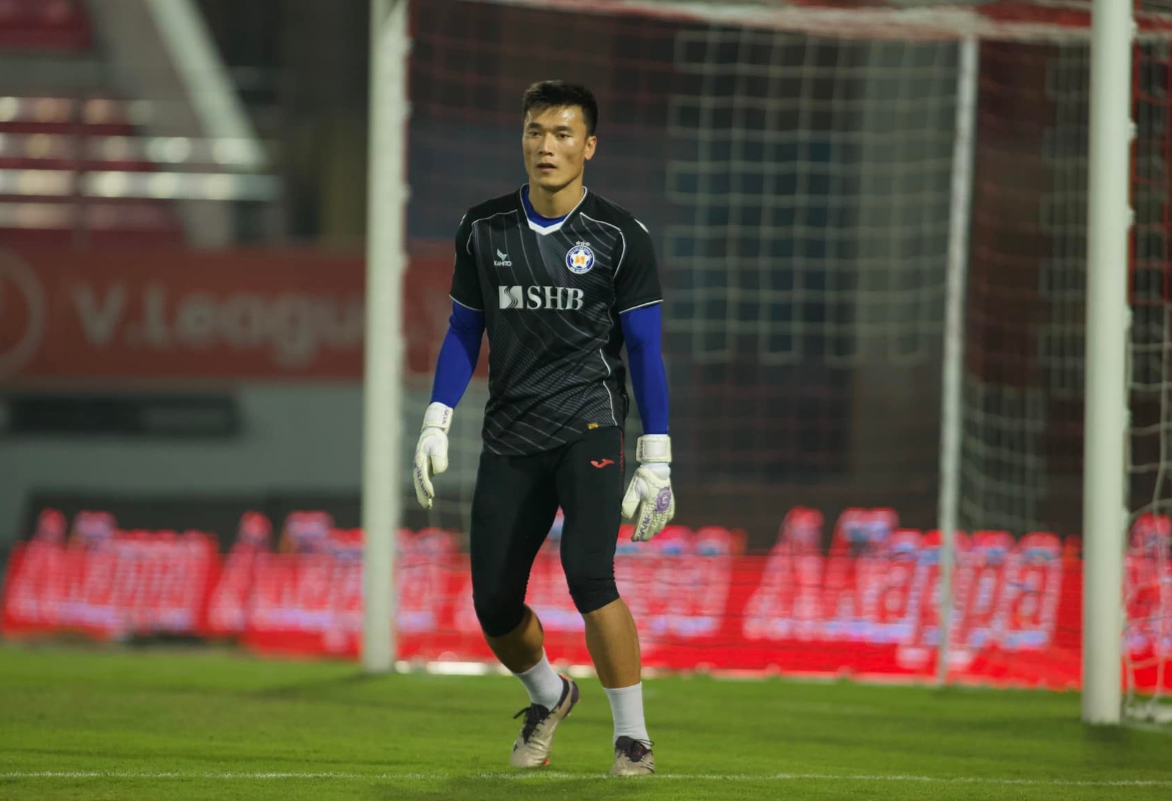 Bùi Tiến Dũng Ngôi sao hi vọng của SHB Đà Nẵng trên hành trình trụ hạng 3 Bùi Tiến Dũng Ngôi sao hi vọng của SHB Đà Nẵng trên hành trình trụ hạng 3