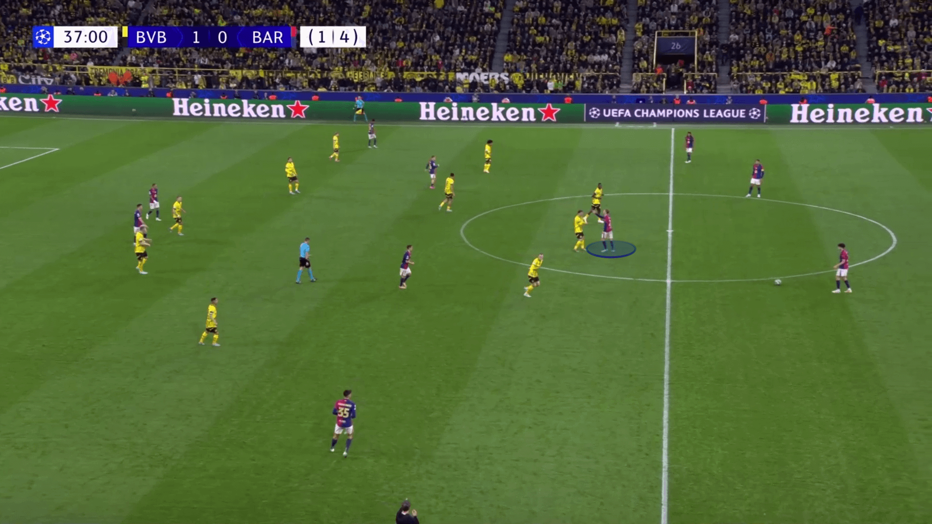 Pedri Ngọn hải đăng dẫn lối Barca tới chiến thắng 10 Pedri Ngọn hải đăng dẫn lối Barca tới chiến thắng 10