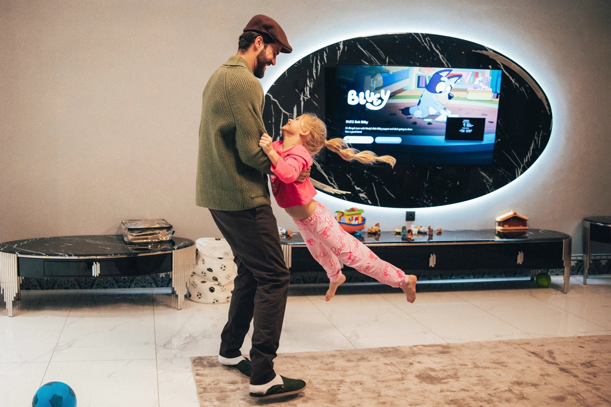 Alisson Becker Bước qua cơn bão lòng 4