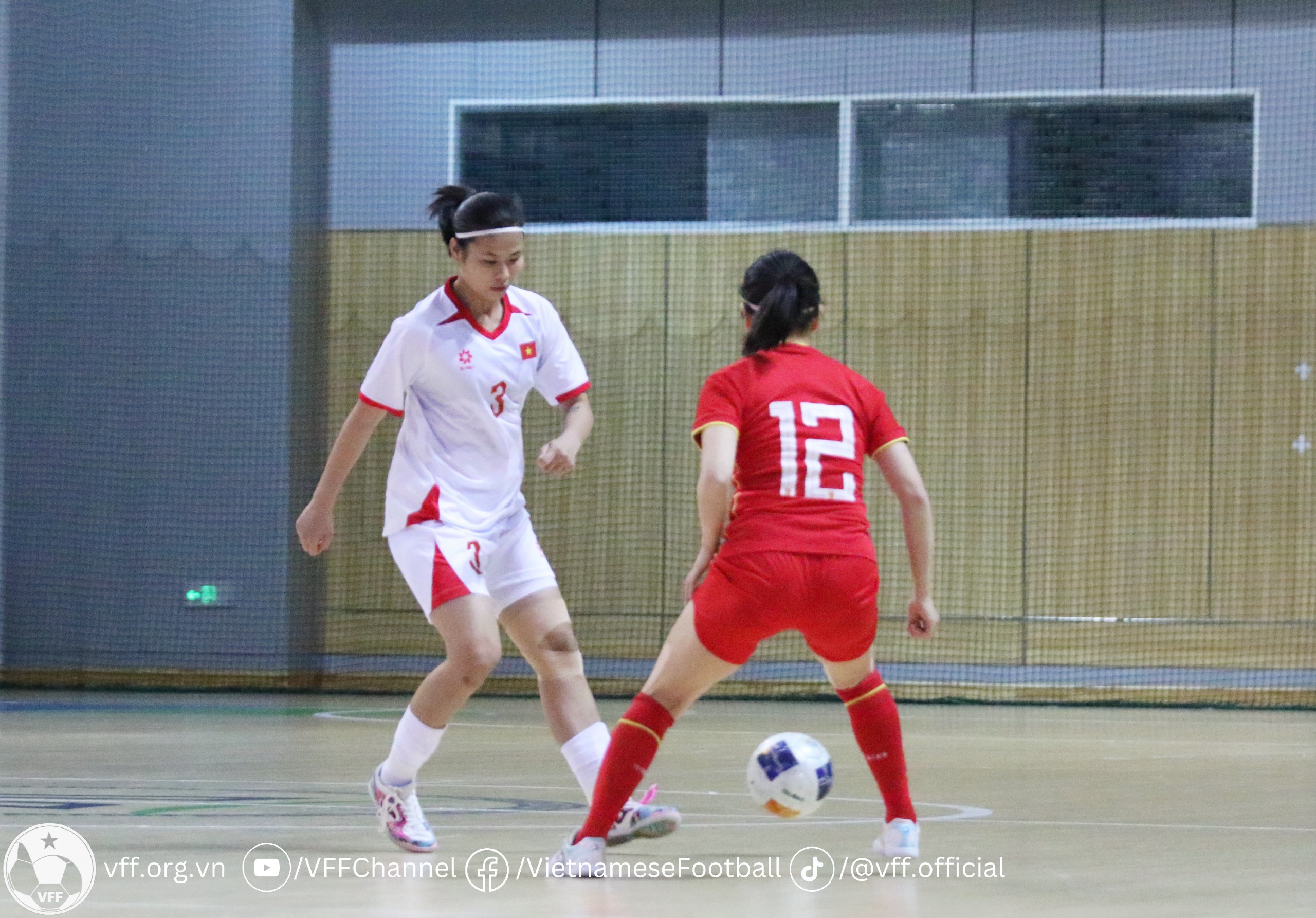 dT futsal nu Viet Nam (1)