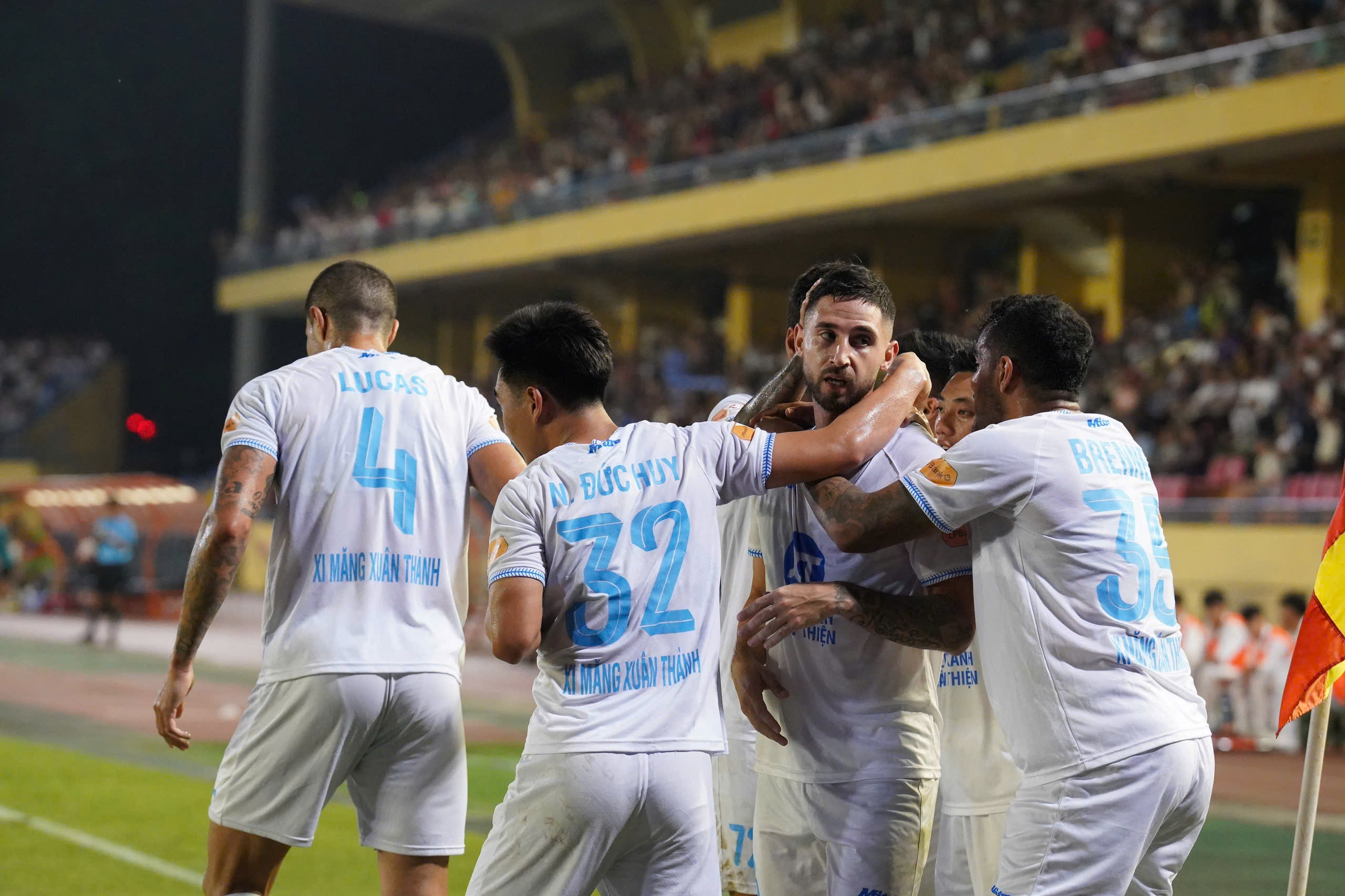 Hậu vệ Việt kiều Pháp của Nam Định tham vọng khoác áo ĐTQG 1 Hậu vệ Việt kiều Pháp của Nam Định tham vọng khoác áo ĐTQG 1