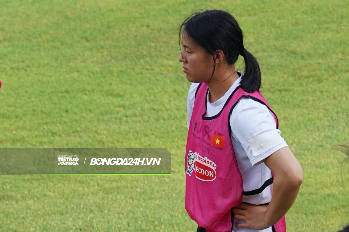 Nhân tố đặc biệt chiếm spotlight trong buổi tập của ĐT nữ Việt Nam 4