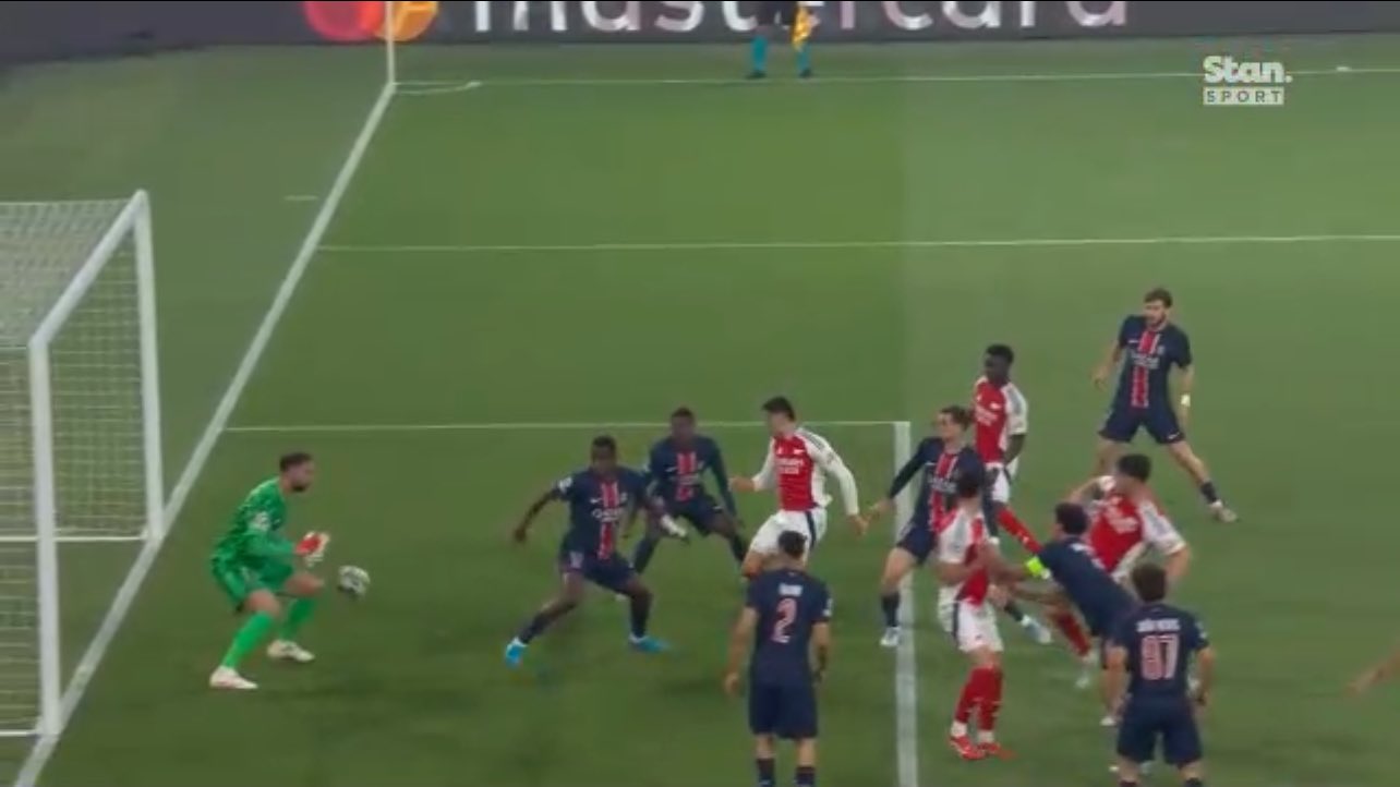 3 pha cứu thua tuyệt vời của Gianluigi Donnarumma trước Arsenal 1 3 pha cứu thua tuyệt vời của Gianluigi Donnarumma trước Arsenal 1